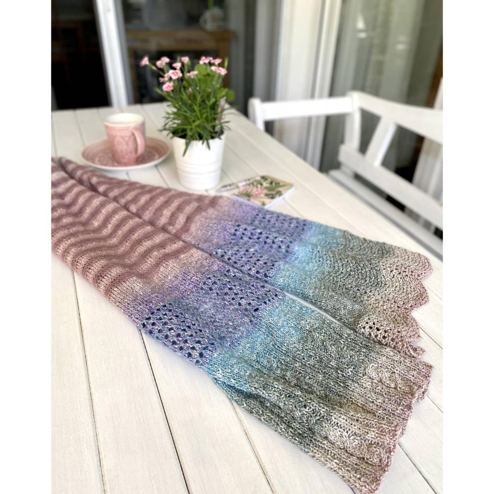 Strickanleitung Lizas Tuch Shiny Trio Bild 10