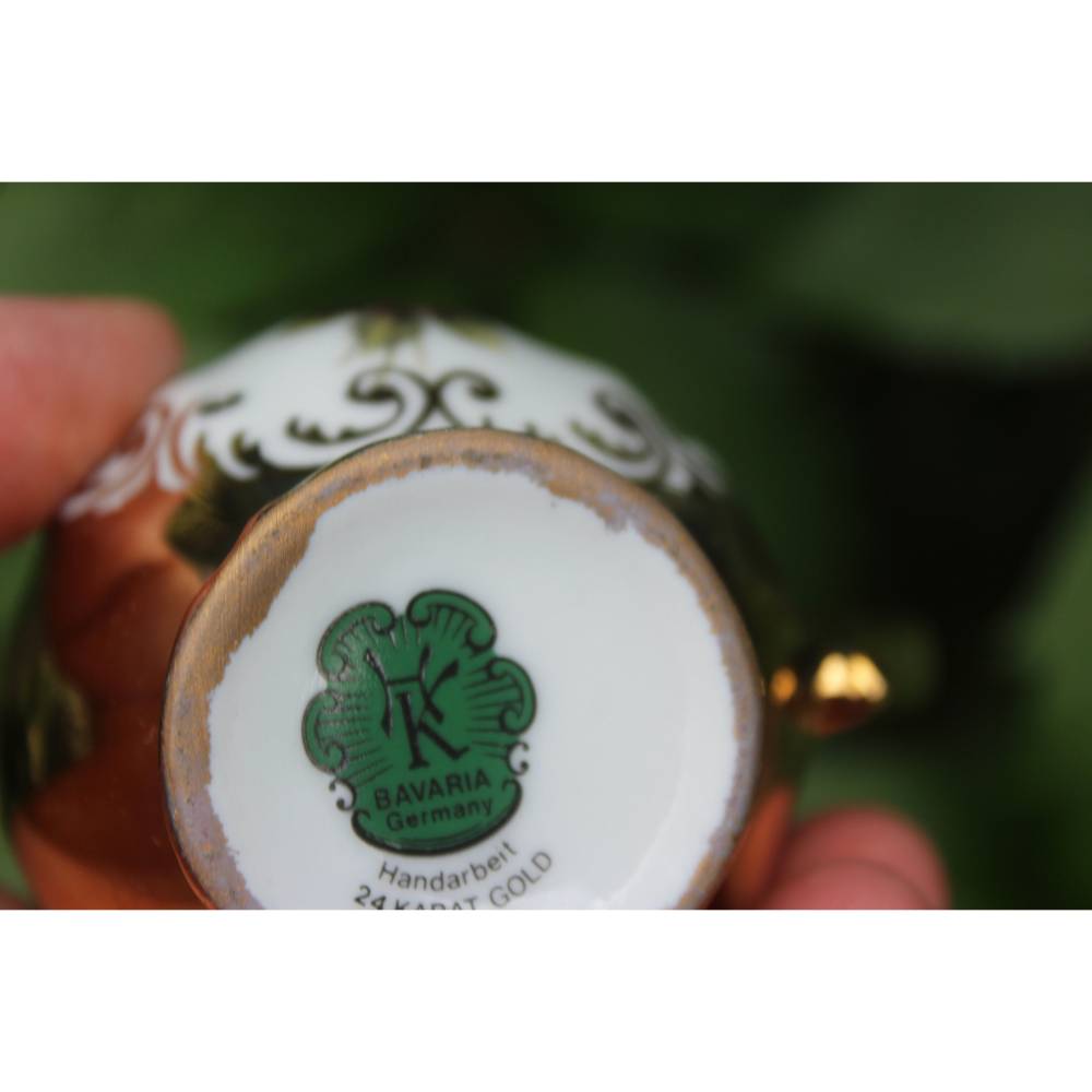 Mokkaservice mit Porzellantablett 14 tlg. Barockstil 24 K Goldauflage Rosendekor Porzellan HK Bavaria Vintage Germany