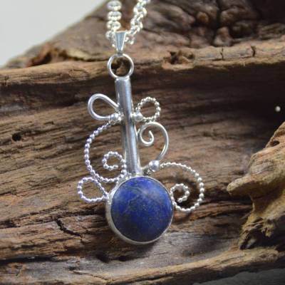 Filigraner Anhänger aus 925 Sterling Silber mit Lapislazuli - handgemacht