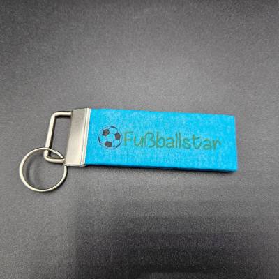Schlüsselanhänger aus Filz Fußballstar