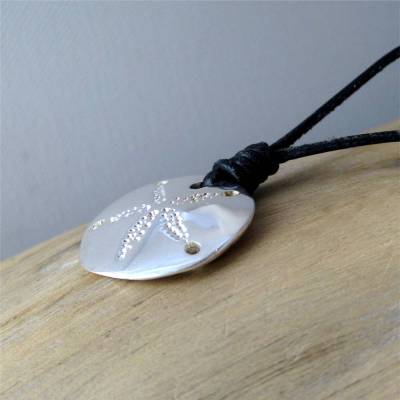 Anhänger "Sanddollar L"  aus  Silber 925 am Lederband, maritimer Anhänger, Surferschmuck, Taucherschmuck