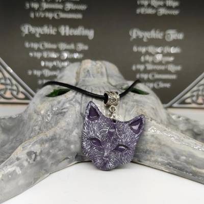 Mystische Katze mit drittem Auge, Halskette mit Anhänger aus Keramik in Wicca-Gothic Stil