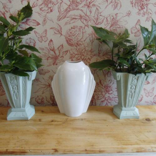 Eschenbach Vase Blumenvase Fächervase Bavaria Porzellan german pottery weiß Art Deco Stil Vintage