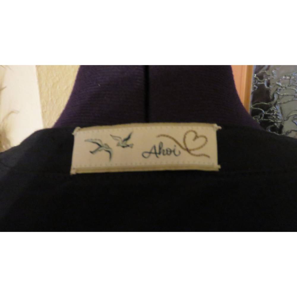 Maritimes blaues Damen T-Shirt "Anker - Leinen los",  mit schönen Details. Bild 5