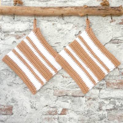 Topflappen, 1 Set / 2 Stück, Baumwolle, beige, weiße Blockstreifen, Handarbeit, gehäkelt, Thermostich