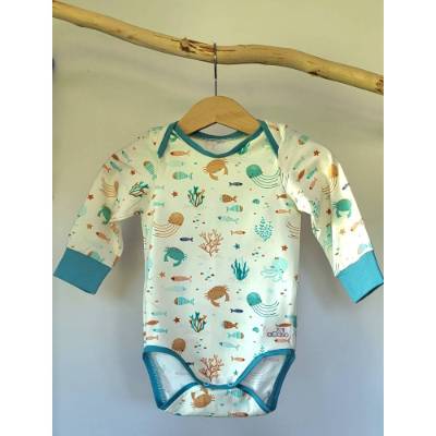 Body für Babys aus BIO Baumwolle mit Schlupfausschnitt und langen Ärmeln Stoff Ocean Party designed by Puck für Stoffonkel
