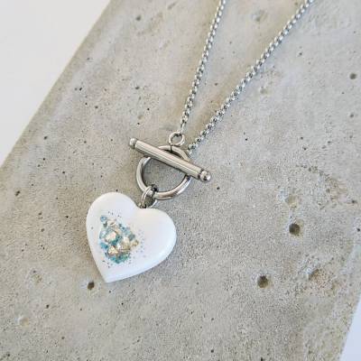 Betonschmuck Herz Halskette türkis, Herzkette Weiß, Edelstahl Kette Knebelverschluß, Herzanhänger, Geschenk für Freundin
