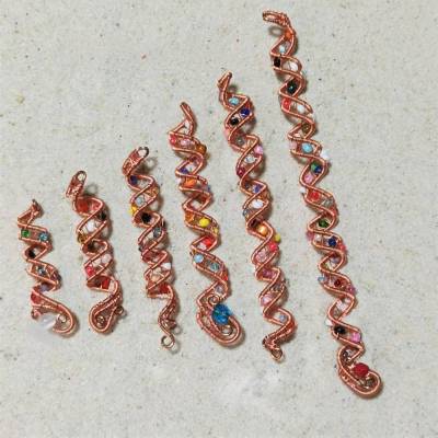 Bunte handgewebte Haarperle – Wirework Kupfer Zopfperle im Ibiza Stil, Haarschmuck & Brautschmuck