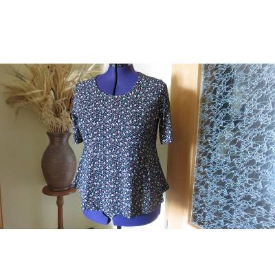 Damenbluse für die kühleren Tage in Größe 52