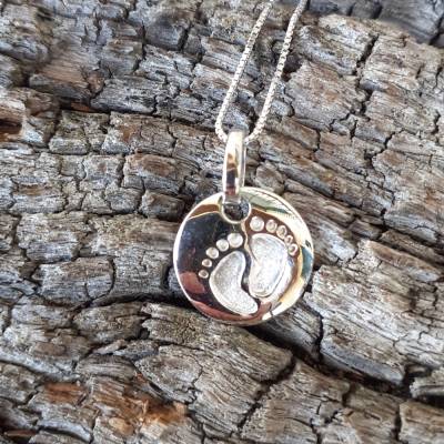 Kette mit Anhänger Babyfüßchen aus Silber 925