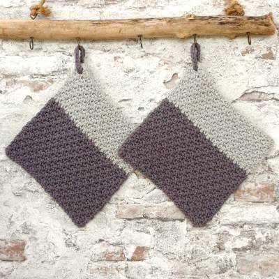 Topflappen, 1 Set / 2 Stück, Baumwolle, dunkelgrau, hellgrau, zweifarbig, Handarbeit, gehäkelt, Thermostich