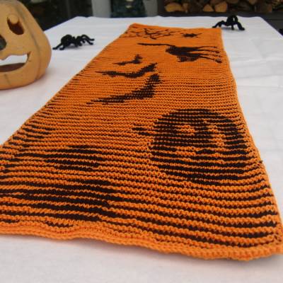 DIY Strickanleitung Tischläufer Halloween (Illusionsstricken / Schattenstricken)