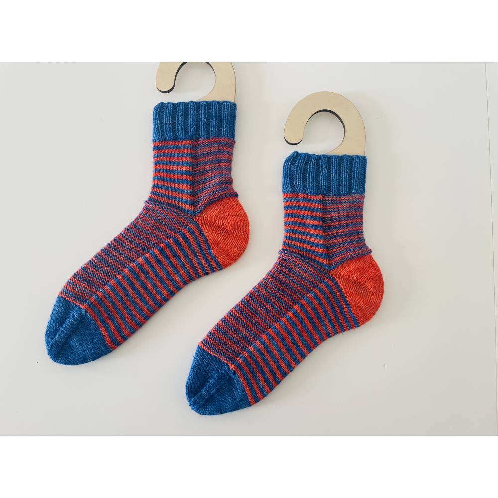 Strickanleitung Socken "socks of that stripe", Größe 32-47, Bumerangferse Bild 2