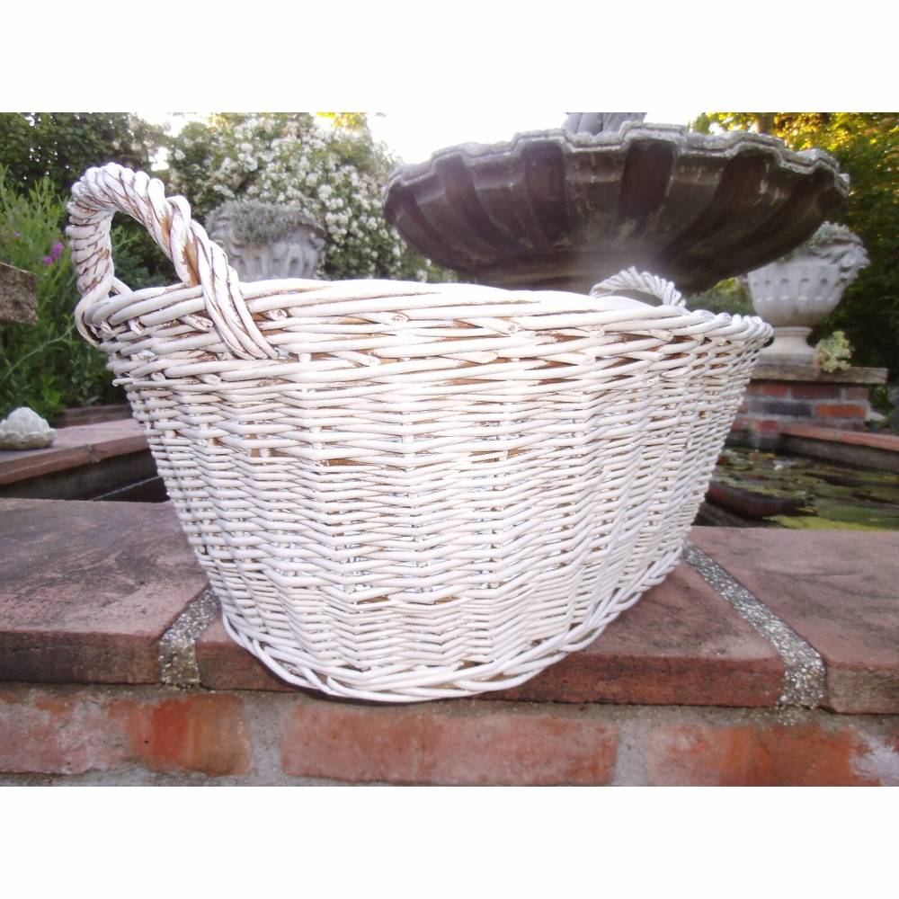 Wäschekorb Weidekorb geflochtener Korb Einkaufskorb Flechtkorb Shabby Weiß Brocante Vintage Cottage Landhaus