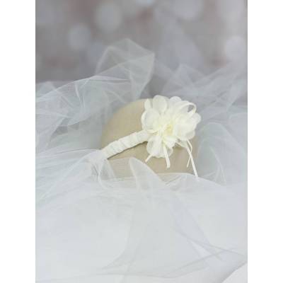 Festlicher Haarreif mit Blüte und Schleifenband. Haarreifen für Mädchen, Damen Farbe: Creme. Haarschmuck 