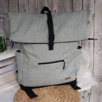 Rucksack WASSERFEST (Farbbeispiel lila) aus Polstercanvas in 36 Farben
