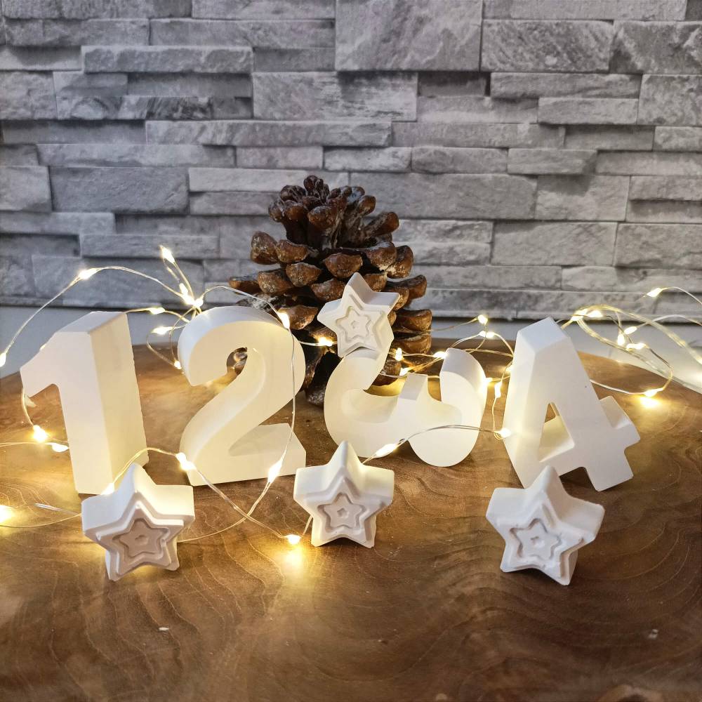 Tischdeko Advent, Raysin Zahlen-Set 1-4 mit Elch, Raysin Zahlen, Rentier Deko, Adventszahlen, Adventskranz modern