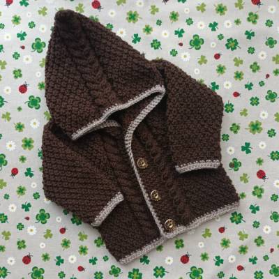 Strickjacke mit Kapuze braun Trachtenjacke Pullover Zopfmuster Taufe Taufkleidung Junge Kindergeburtstag Babyparty