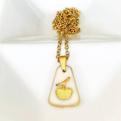 Vintage-Anhänger Apfel aus Glas an zarter Gliederkette