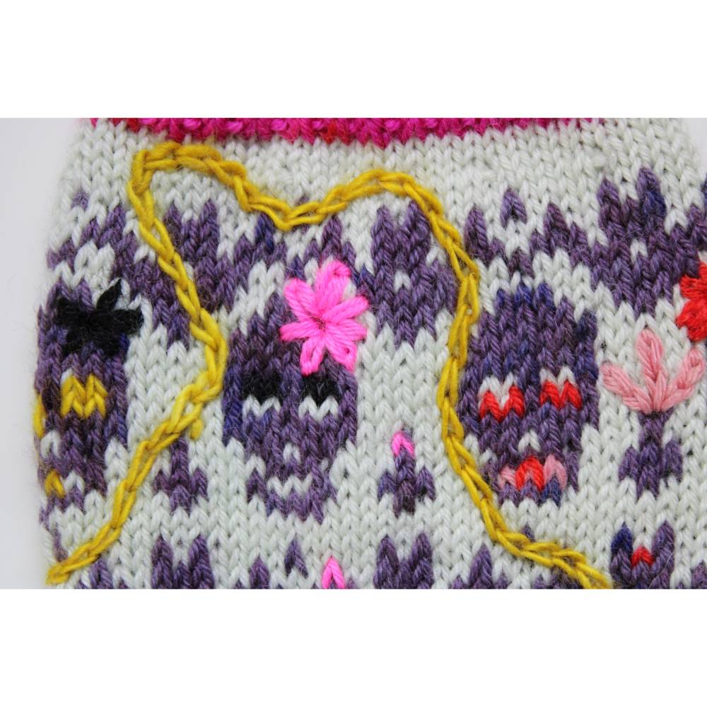 Anleitung: Dead Can Dance - Socken mit Totenkopf und Fledermaus Bild 3