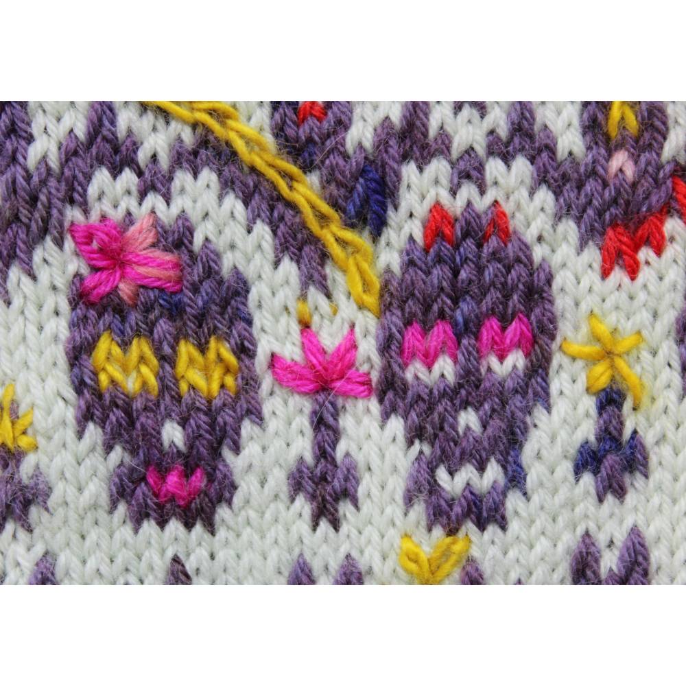 Anleitung: Dead Can Dance - Socken mit Totenkopf und Fledermaus Bild 6