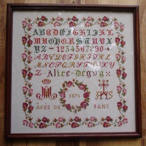 Antik Handarbeit Stickerei ABC Stickbild Stickmustertuch Landhaus Cottage