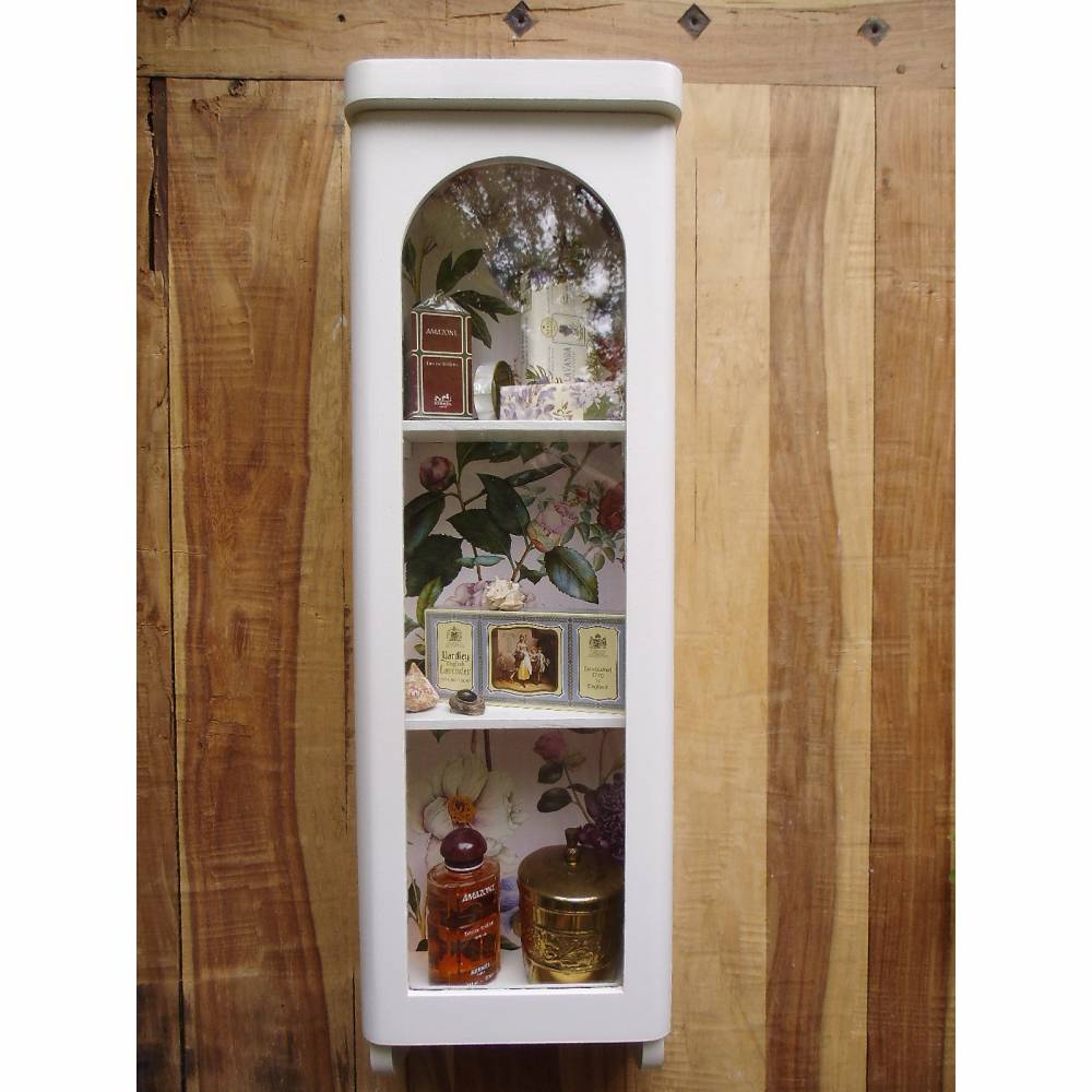 Antik Wandregal Wandschränkchen Vitrine Wandkästchen Hängekästchen