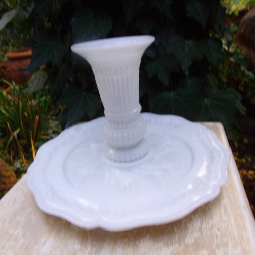 Antiker Tafelaufsatz Teller Vase Opalglas Opalinglas Milchglas Pressglas