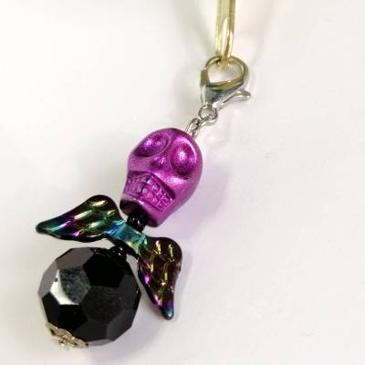 Außergewöhnlicher Schutzengel mit Totenkopf-Perle als Anhänger für deinen Schlüssel oder deine Tasche