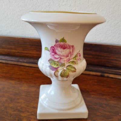 Vintage PORZELLANVASE im Empire-Stil, Rose - Royale Gouda Porzellan, Zuid Holland, von Oma Albine