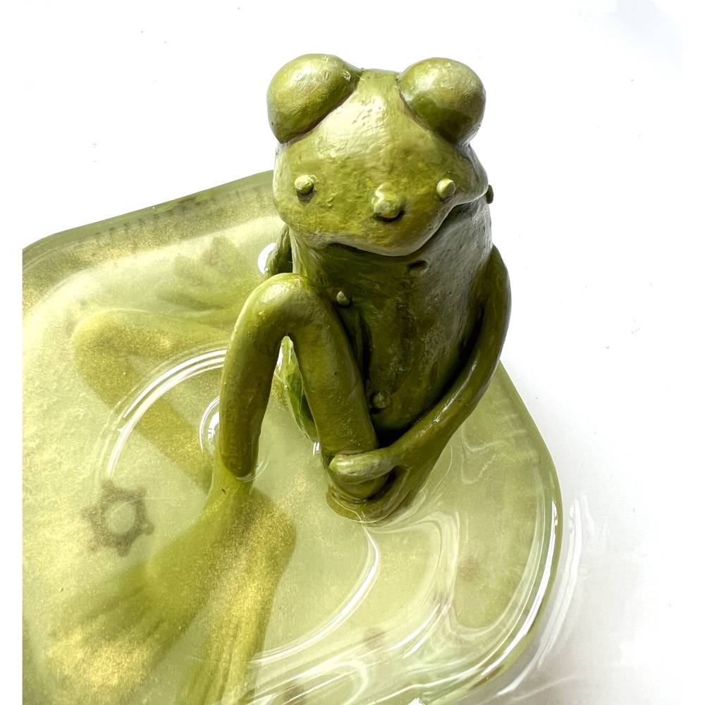 Der Spreewaldfrosch, Pickles, saure Gurken, Frosch Skulptur, Frosch im Glas, Froschkönig, Froschplastik, modellierter Fr Bild 6