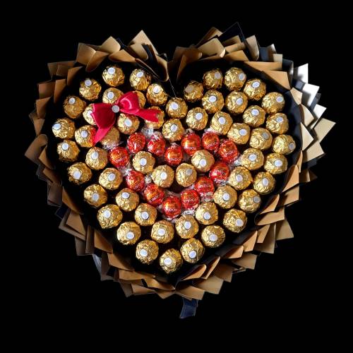 Essbarer Blumenstrauß- Handgemachtes personalisiertes Geschenk für Männer, Frauen. Strauß aus Pralinen, Ferrero Rocher,
