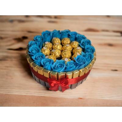 Merci Geschenk Geburtstag Pralinentorte Individuelle Geschenkidee Ferrero Rocher Raffaello Seifen Rosen