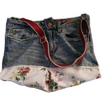 Romantische XXL Jeanstasche – Upcycling Unikat mit Rosenmuster, handgemacht