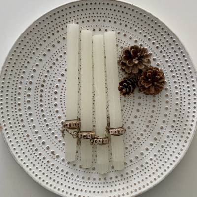VERSANDFERTIG  4 Adventskerzen Creme – Rustikale Stabkerzen für die Adventszeit