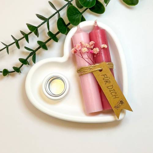 Hübscher Kerzenteller Herzform mit 2 Kerzen / Muttertag / Geburtstag / Valentinstag