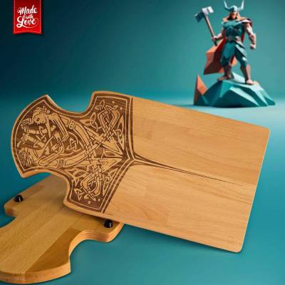 Schneidebrett Buche Massivholz, handgefertigtes Servierbrett im Thorshammer Design, geölt, mit Gummifüßen, 44 x 22 x 2cm