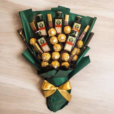 Essbarer  Blumenstrauß -Jägermeister, Handgemachtes personalisiertes Geschenk für Männer, Frauen. Strauss aus Pralinen,
