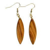 Hängeohrringe in Blattform aus auffällig gemastertem Olivenholz, sehr leicht, matt geölte Oberfläche, silber oder gold