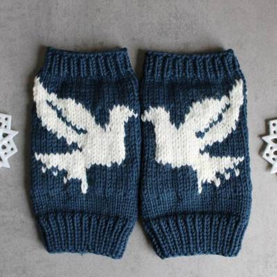 Anleitung: Friedenstaube - Stulpen stricken