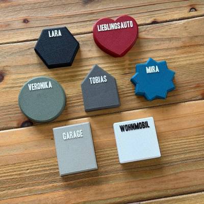 Magnetische Schlüsselhalter (2 Magnete) in verschiedenen Formen – personalisierbar