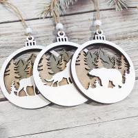 Baumschmuck aus Holz – Personalisierte Kugel mit Name, Weihnachtsdeko für Tannenbaum und als Gesche