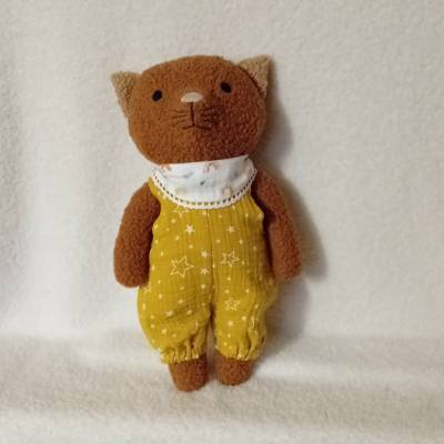 Stofftier Katze - 40cm ; Kuscheltier mit Namen und wechelbarer Kleidung
