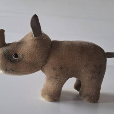 STEIFF *** Nashorn NOSY ***