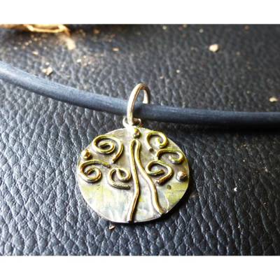 Silberanhänger Lebensbaum Unikat in Gold – Handgeschmiedet von Elfe Schmuck Design, nettes Geschenk