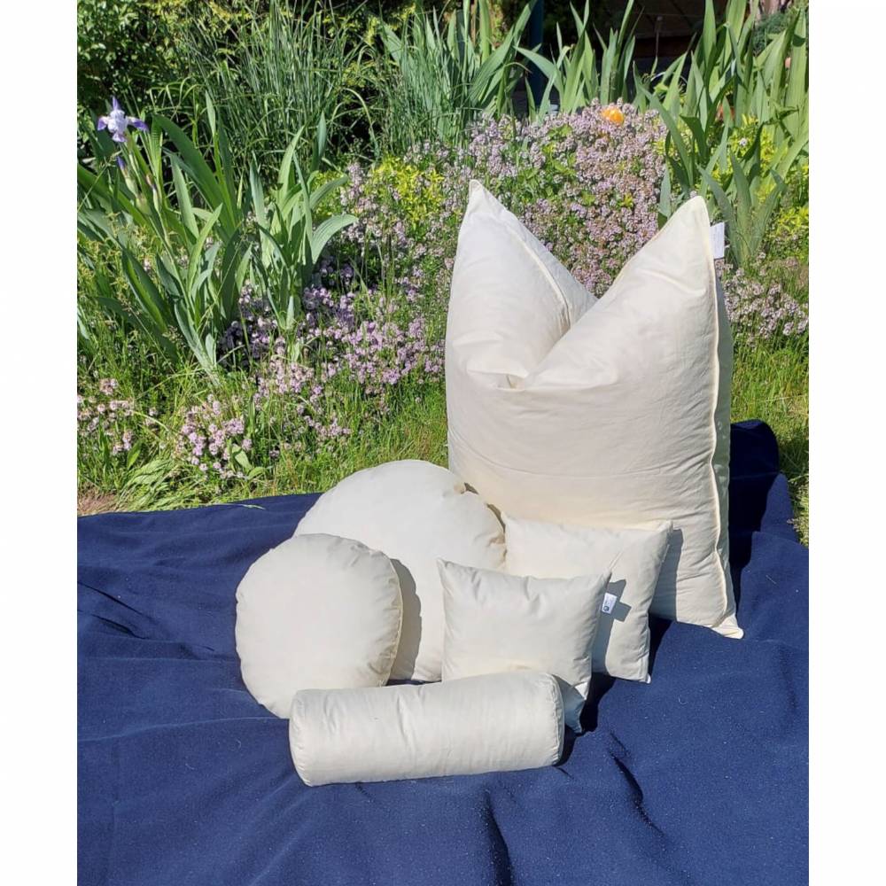 60 x 60 cm Füllkissen mit sehr softer 600g Federfüllung Kuschelkissen Innenkissen Füllkissen Federkissen Kopfkissen