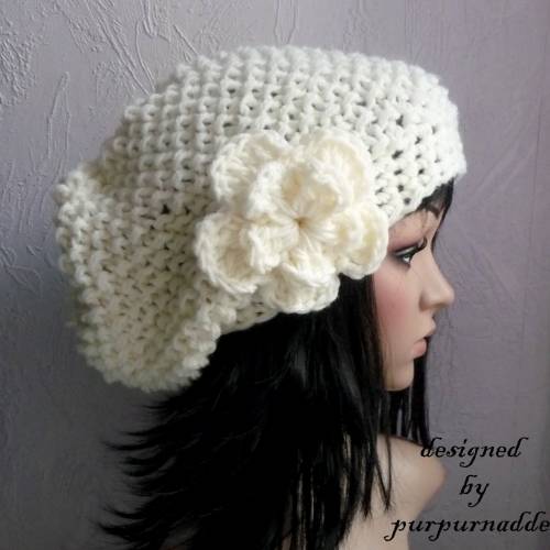 Chunky Creme Beanie,Strickmütze,Blumen Applikation!