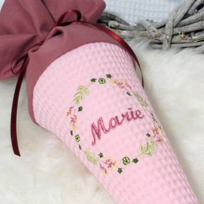 Geschwistertüte & Schultüte personalisiert – Rosa Zuckertüte mit Blumenkranz & Name bestickt