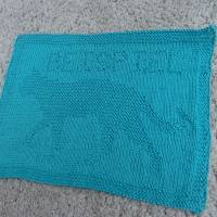 Cut & Create: DIY Strickanleitung Pfotentuch mit Wunsch-Namen (Motiv: Katze)