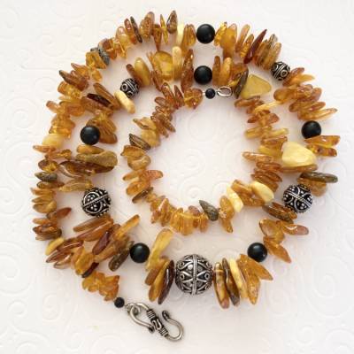 Bernsteinkette mit Onyx & Silber – 68 cm, Unikat, Geschenkidee, Handarbeit aus Bayern
